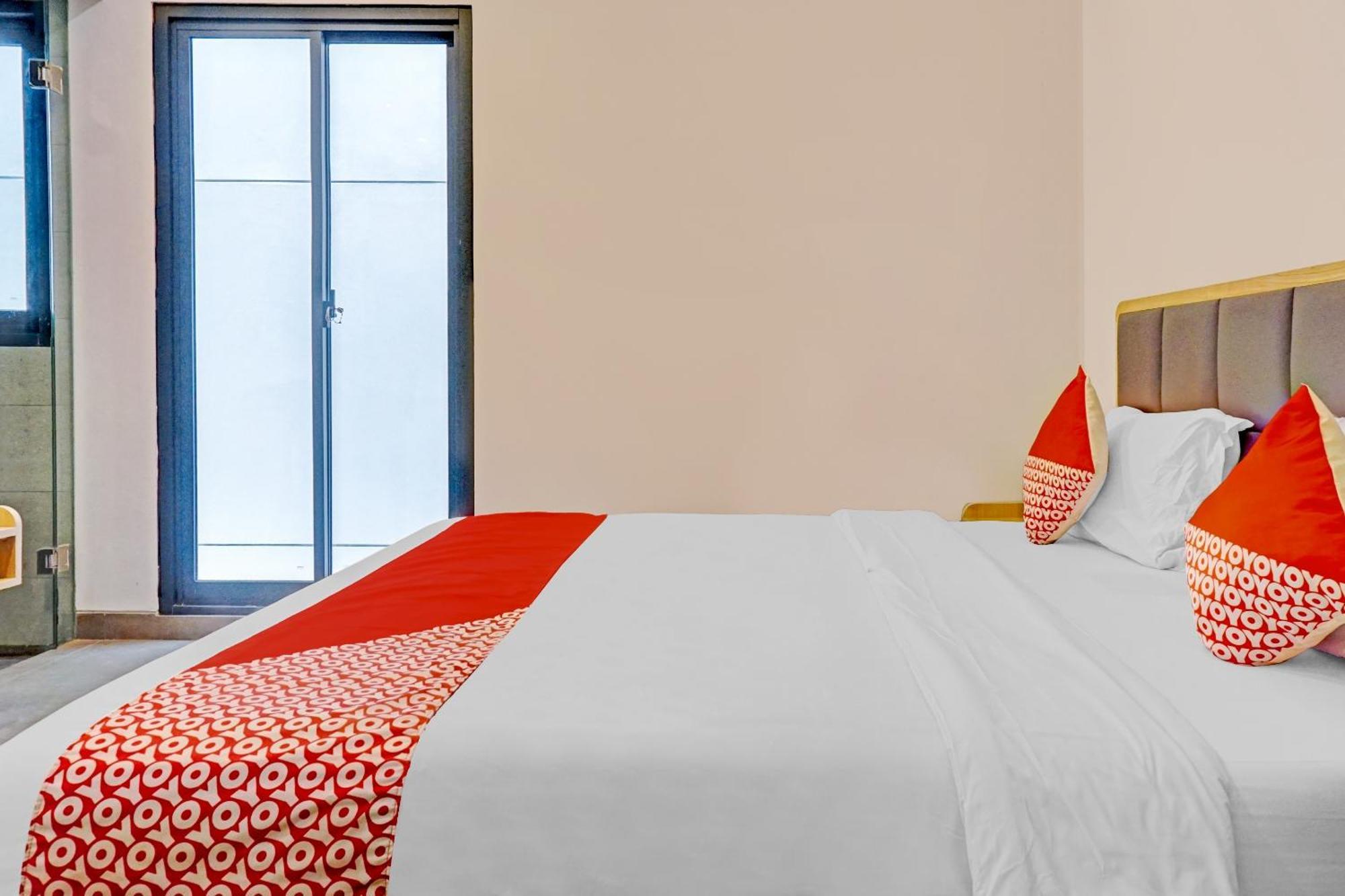 Super Oyo Capital O 90635 Tango Juliet Residence Jakarta Luaran gambar