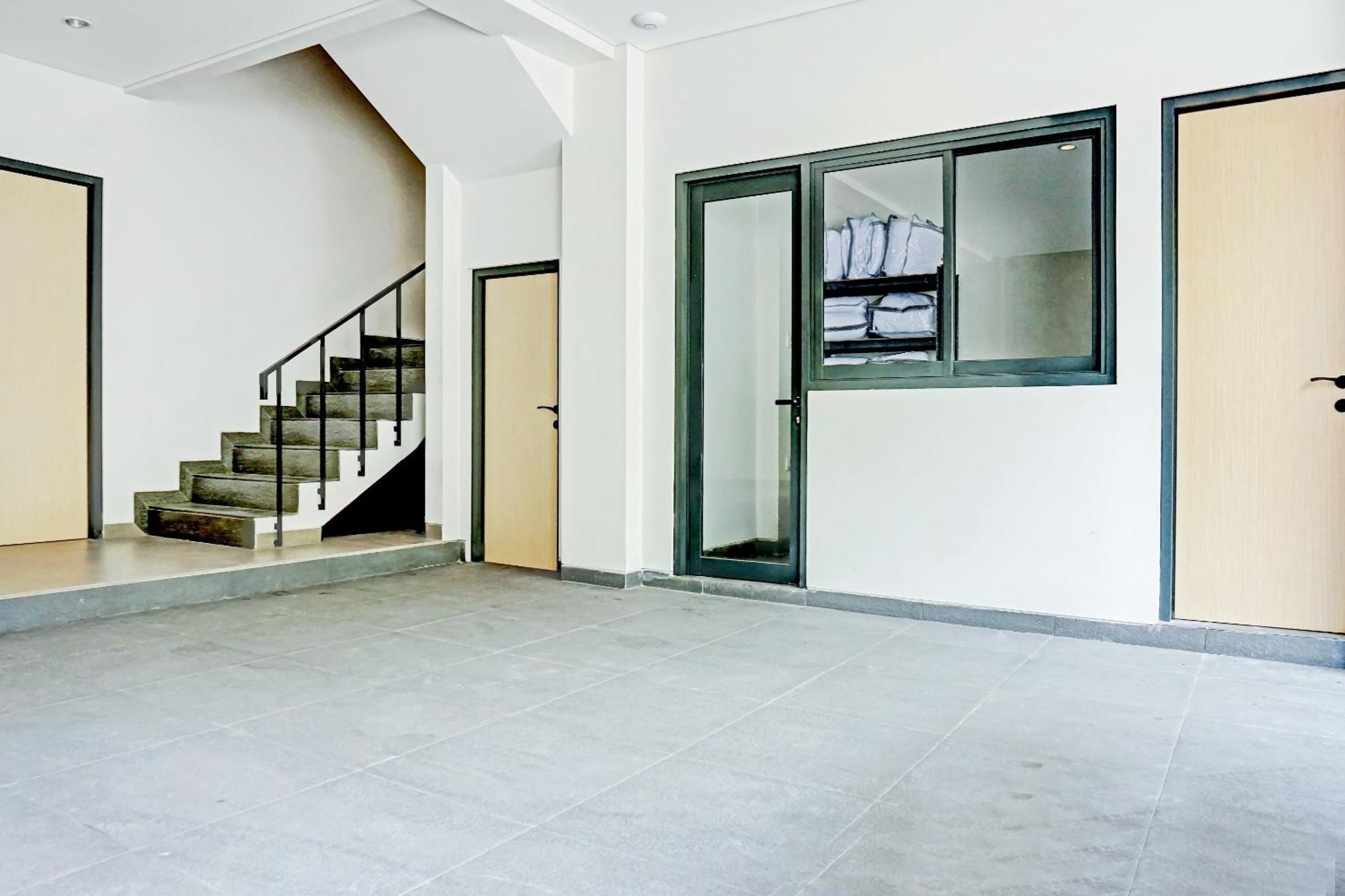 Super Oyo Capital O 90635 Tango Juliet Residence Jakarta Luaran gambar
